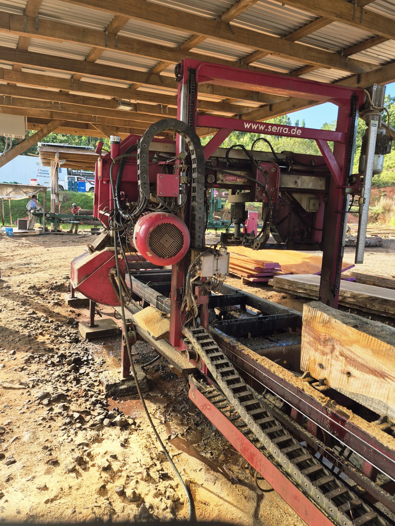 Serra precision sawmill at Totoka Islands timber processing facility
